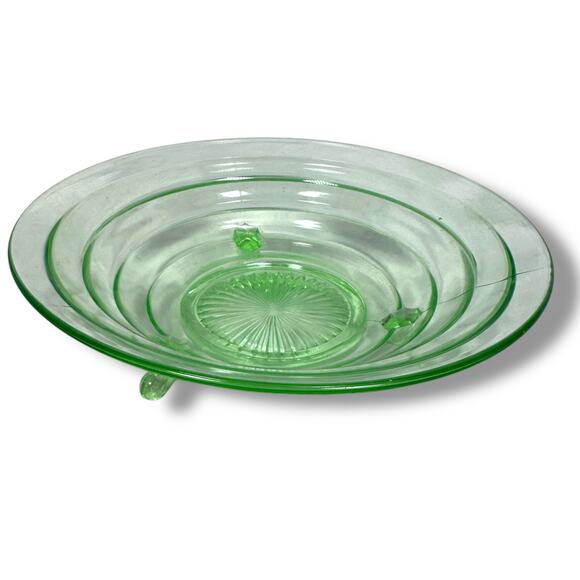 Vintage Uranium Glass Footed Serving Bowl Glows UV Light Lens Ribbed Modern - Picture 1 of 8